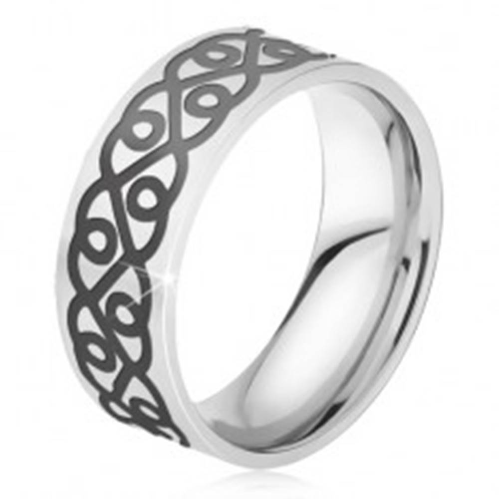 Šperky eshop Oceľový prsteň - obrúčka striebornej farby, hrubý čierny ornament, srdcia - Veľkosť: 52 mm
