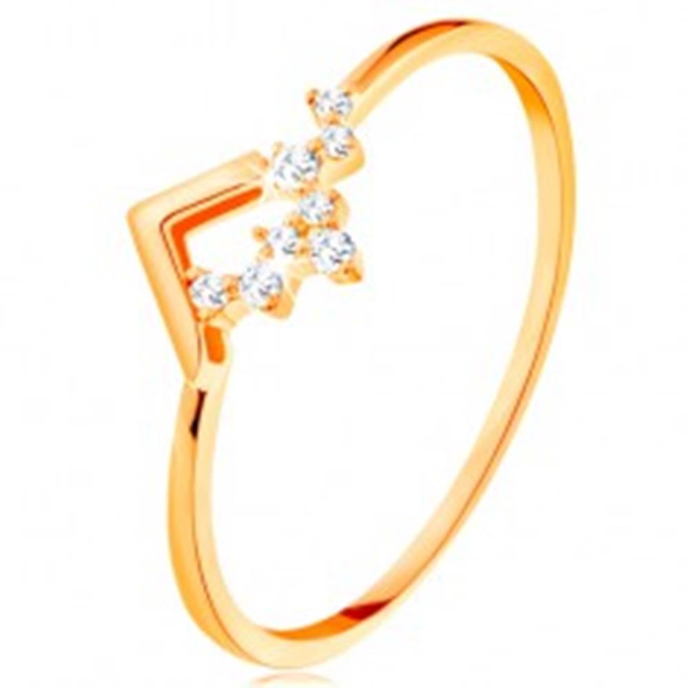 Šperky eshop Ligotavý zlatý prsteň 585 - lesklý zalomený pás, drobné číre zirkóniky - Veľkosť: 49 mm