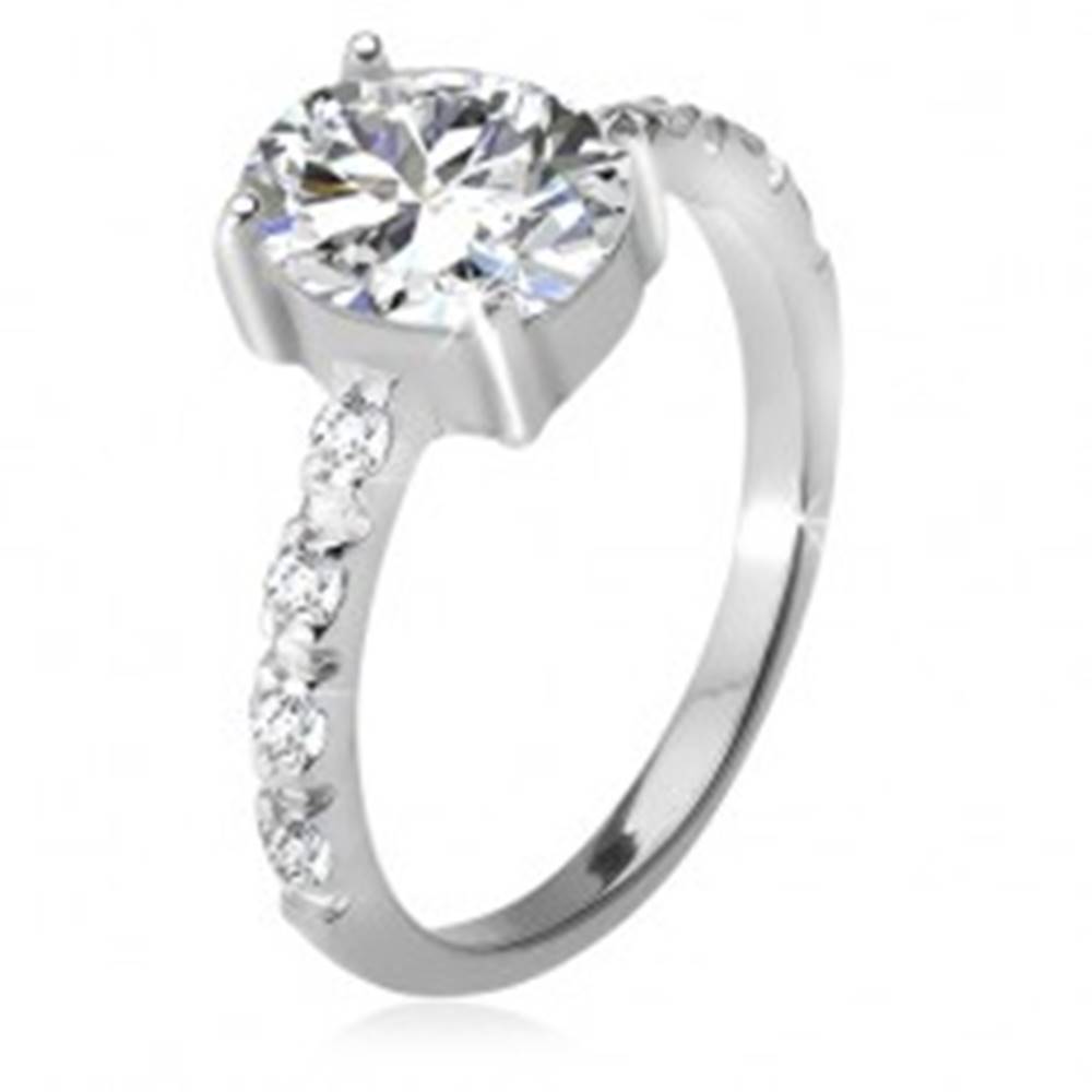 Šperky eshop Strieborný 925 prsteň, zirkónové ramená, oválny číry kamienok - Veľkosť: 49 mm