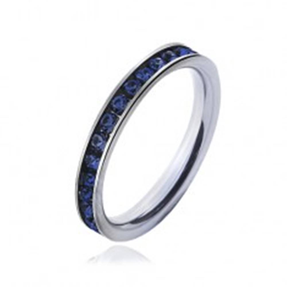 Šperky eshop Prsteň z chirurgickej ocele s tmavo-modrými zirkónmi - Veľkosť: 49 mm