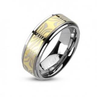 Tungstenový prsteň s pruhom zlatej farby a zebrovým motívom - Veľkosť: 49 mm