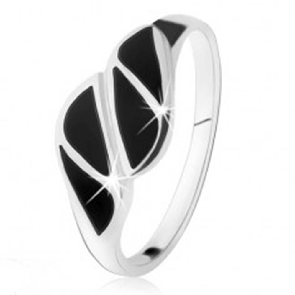 Šperky eshop Strieborný prsteň 925, trojuholníky z čierneho ónyxu, vysoký lesk - Veľkosť: 49 mm