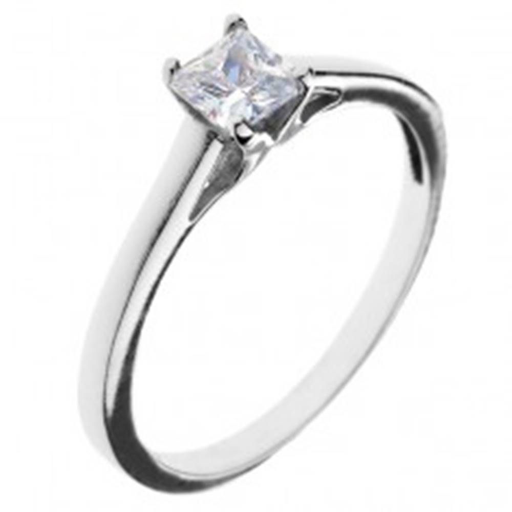 Šperky eshop Snubný prsteň zo striebra 925 - štvorcový zirkón s vystúpeným uchytením - Veľkosť: 50 mm