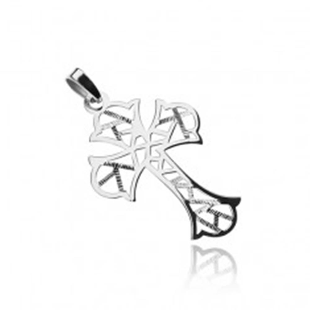 Šperky eshop Strieborný prívesok 925, kríž s geometrickými výrezmi