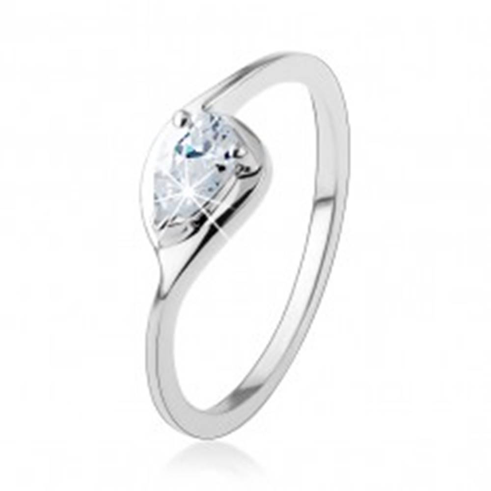 Šperky eshop Strieborný prsteň 925, tenké ramená, číra zirkónová kvapka, lesklý obrys - Veľkosť: 49 mm