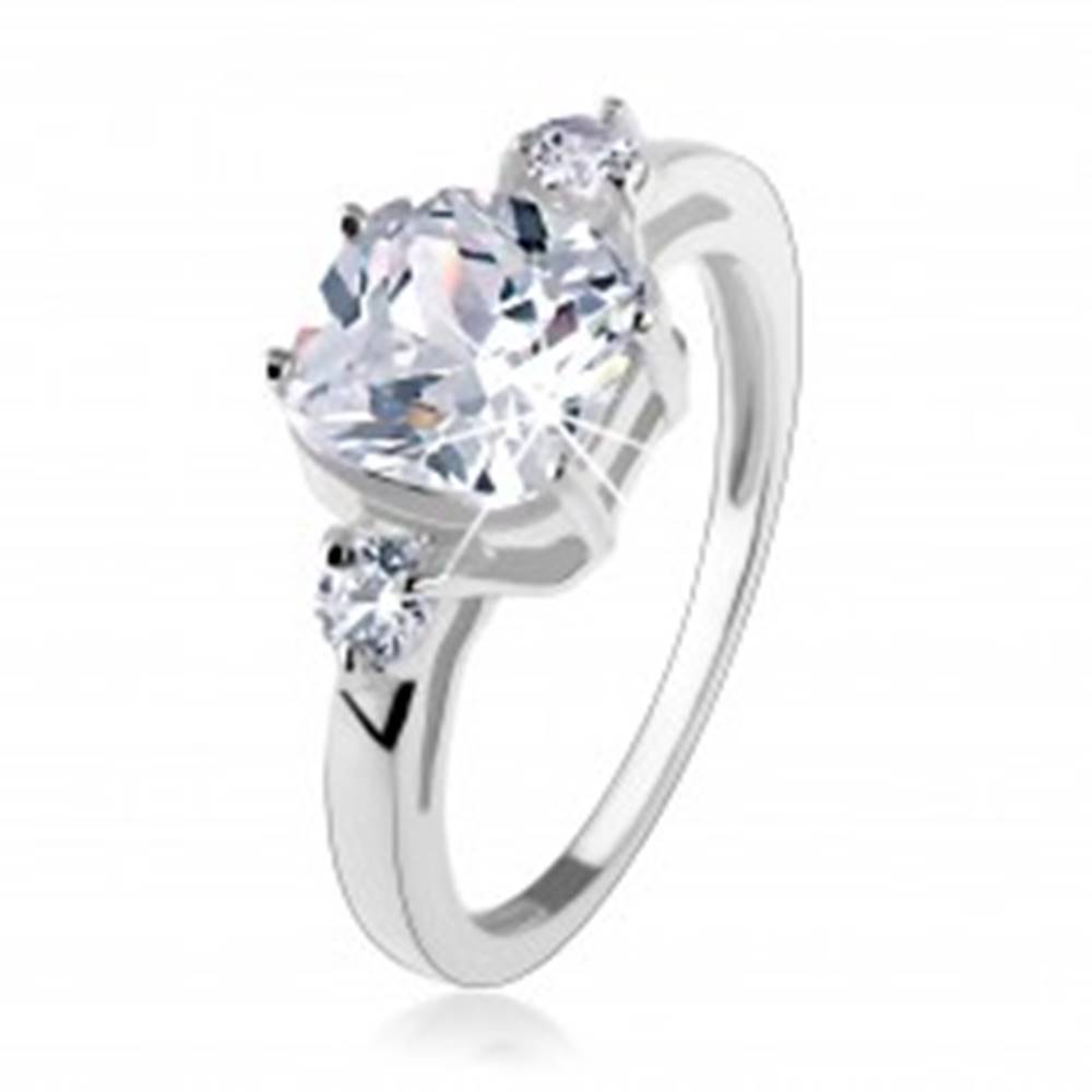 Šperky eshop Zásnubný prsteň, striebro 925, veľký štvorcový zirkón, okrúhle zirkóniky po stranách - Veľkosť: 49 mm