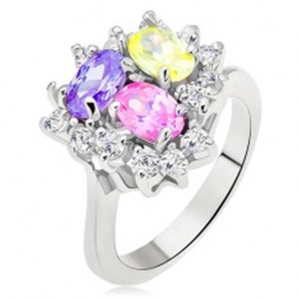 Šperky eshop Lesklý prsteň, farebné oválne zirkóny, číra línia trojuholník - Veľkosť: 49 mm