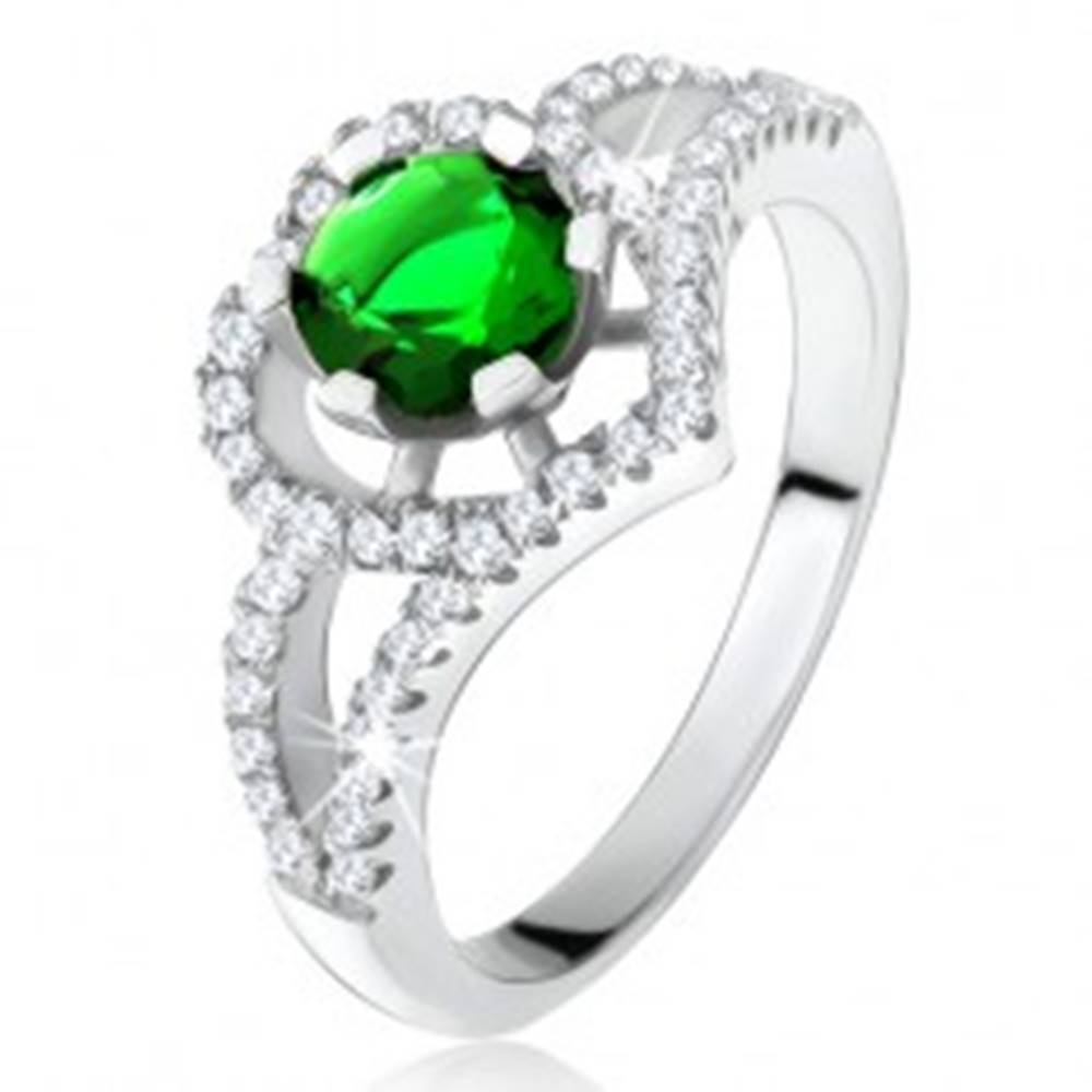 Šperky eshop Prsteň s rozdvojenými ramenami, zelený zirkón, obrys srdca, striebro 925 - Veľkosť: 50 mm