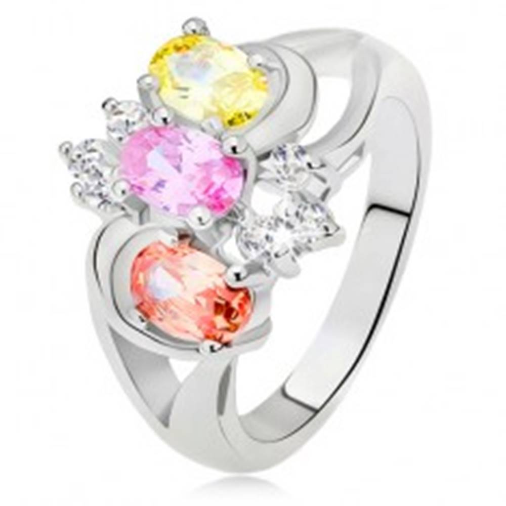 Šperky eshop Prsteň - tri farebné kamienky, rozdvojené ramená, oblúky, číre zirkóny - Veľkosť: 49 mm