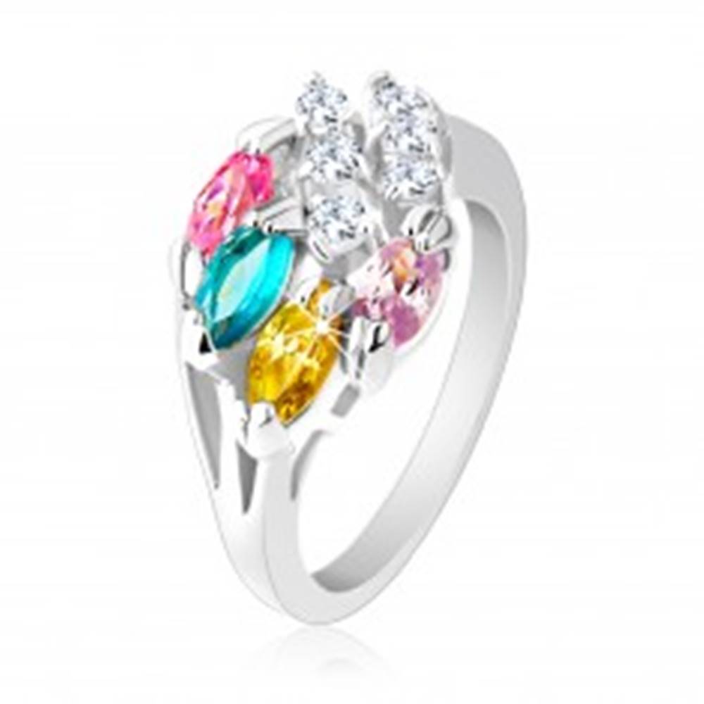Šperky eshop Lesklý prsteň striebornej farby, farebné zirkónové zrnká, číre zirkóniky - Veľkosť: 49 mm