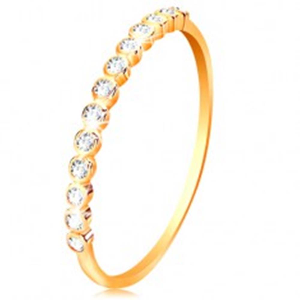 Šperky eshop Prsteň zo žltého 14K zlata - ligotavá zirkónová línia čírej farby - Veľkosť: 50 mm