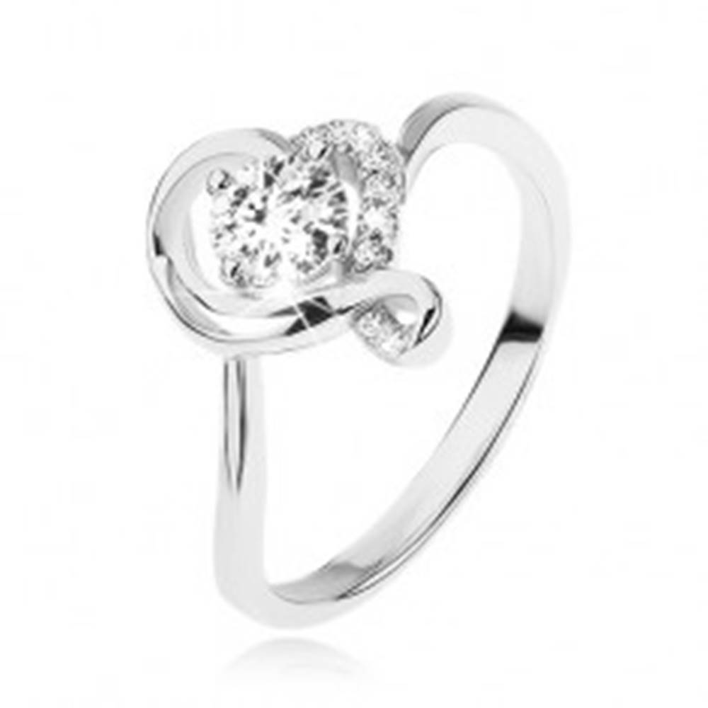 Šperky eshop Zásnubný prsteň zo striebra 925, okrúhly číry zirkón v obryse zvlneného srdca - Veľkosť: 49 mm